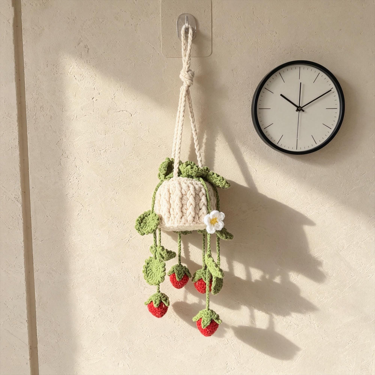Crochet Strawberry Hanging Basket, Amigurumi Plant Decor, Cottage Garden Wall Hanging