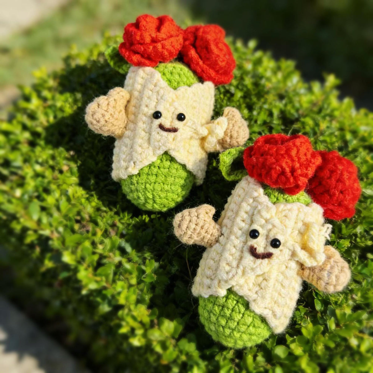 Crochet Rose Bouquet Keychain | Jellycat Style Plush Bag Charm | Gift for her|  Free Keyring