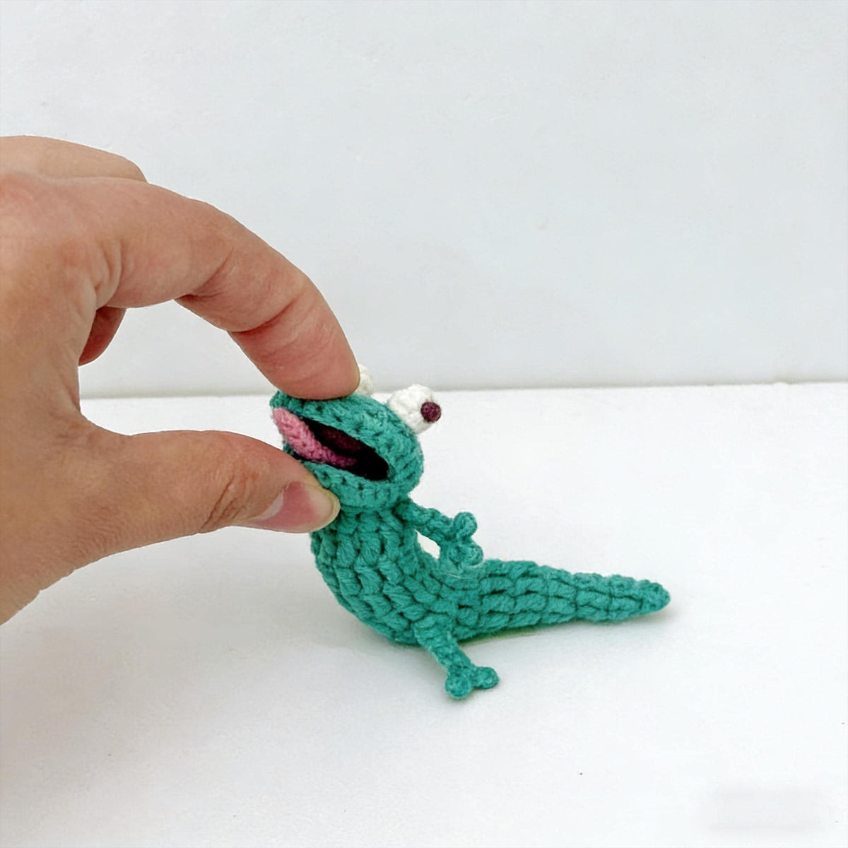 Crochet Mini Lizard Keychain | Handmade Amigurumi Animal Toy | Crocodile Doll | Funny Gift | Bag Charm