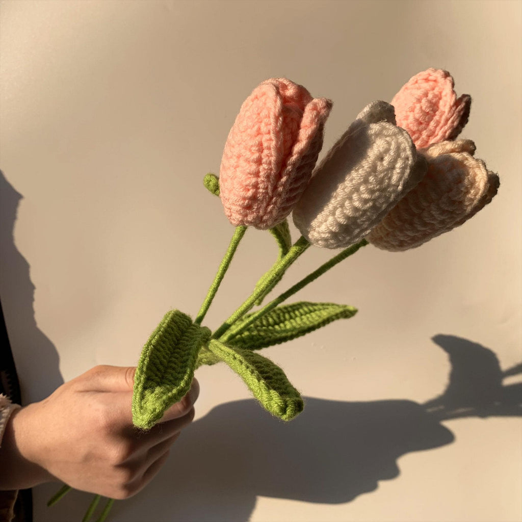 Handmade Crochet Tulip Bouquet, Knitted Flowers,  Home Decoration, Mother’s Day Gift